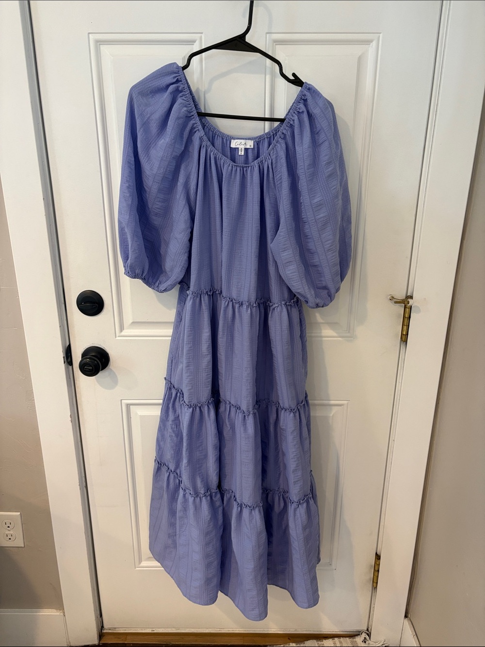 Woman’s light purple Puff-Sleeve Tiered Dress